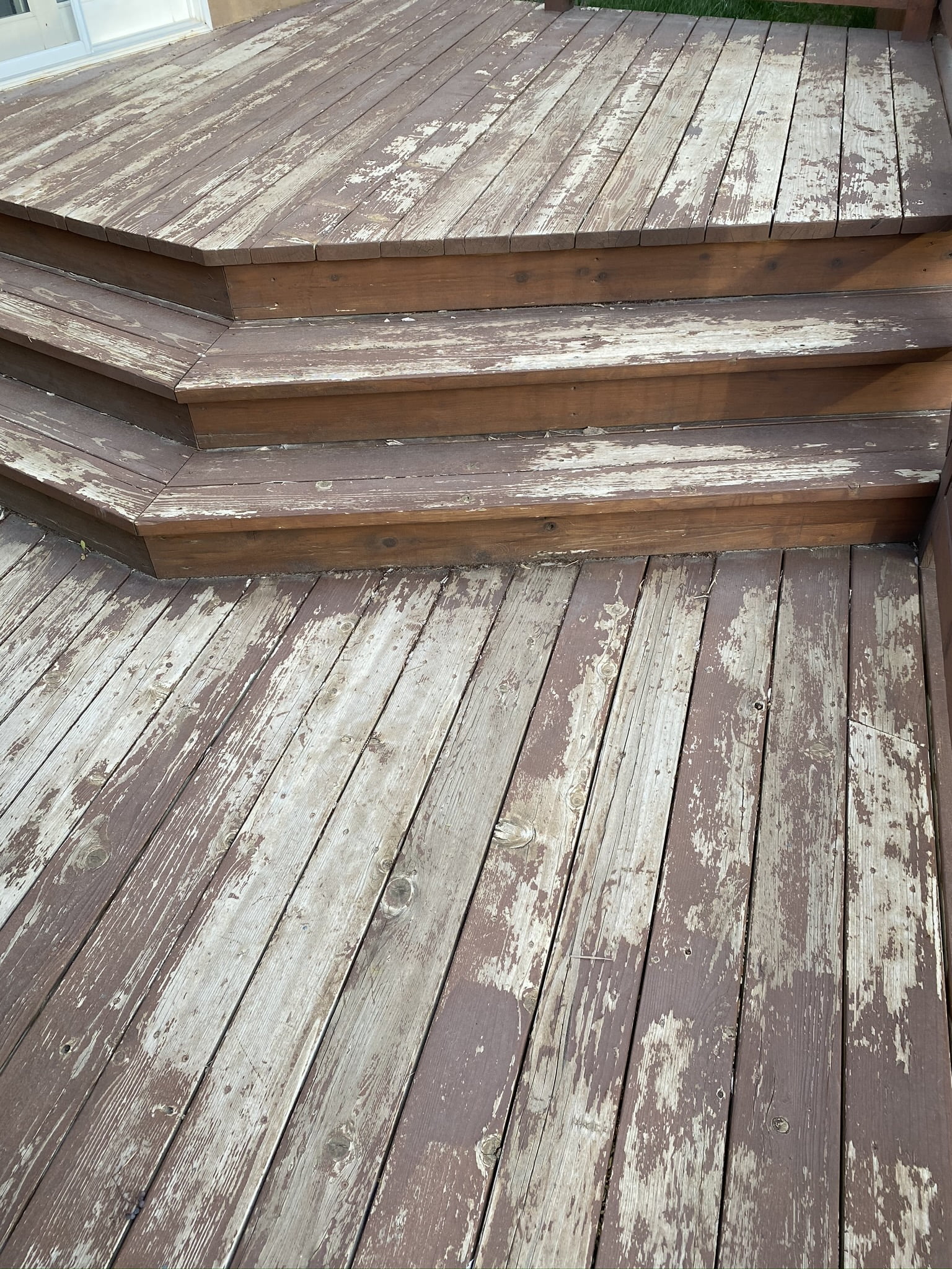 thumbnail interactive-video image 1 of BEHR DECKplus 5 Gallon Natural Clear Transparent Waterproofing Sealer – For Exterior Wood 1 of 3